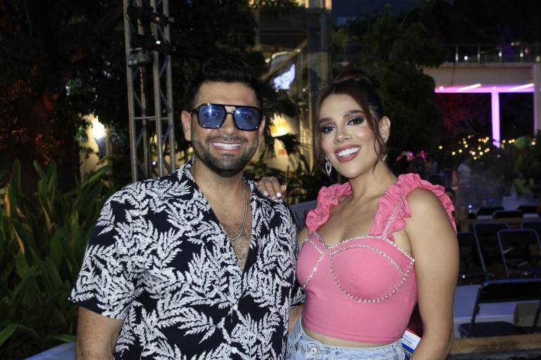 Clientes de Cimaco Culiacán asisten a la pasarela ‘Ceiba Summer Trends’