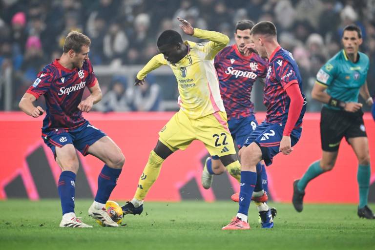 Juventus rescata un empate agónico ante Bolonia, pero sigue sin despegar en la Serie A