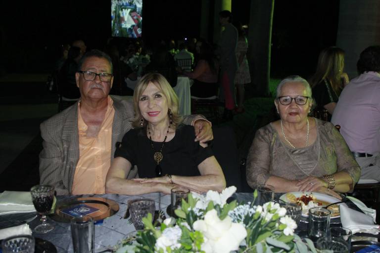 Celebra Colegio del Valle 30 años de su fundación en Culiacán