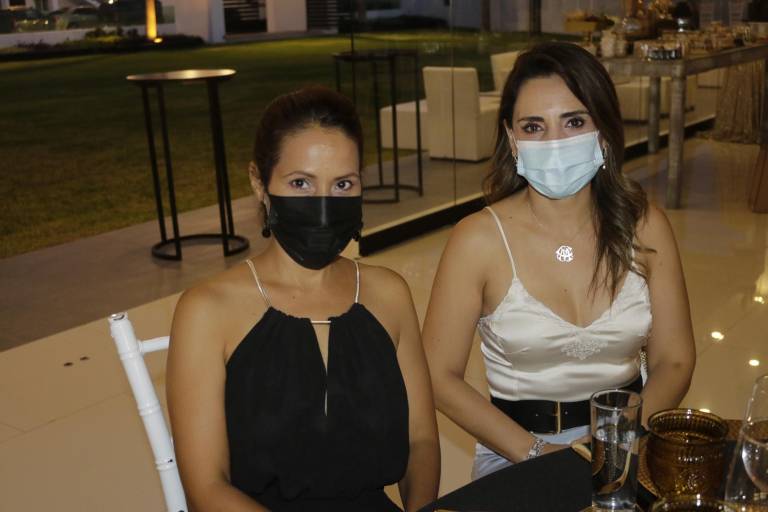 Celebran en Coctel con Causa su primer aniversario