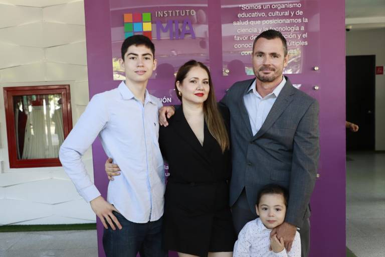 Reciben sinaloenses el Premio Coltzin al Mérito Ciudadano 2023