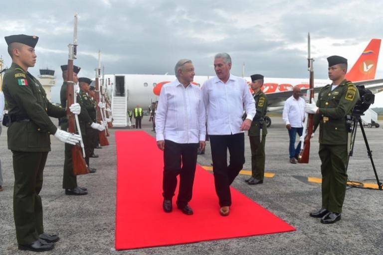 AMLO recibe al Presidente cubano Miguel Díaz-Canel en Campeche