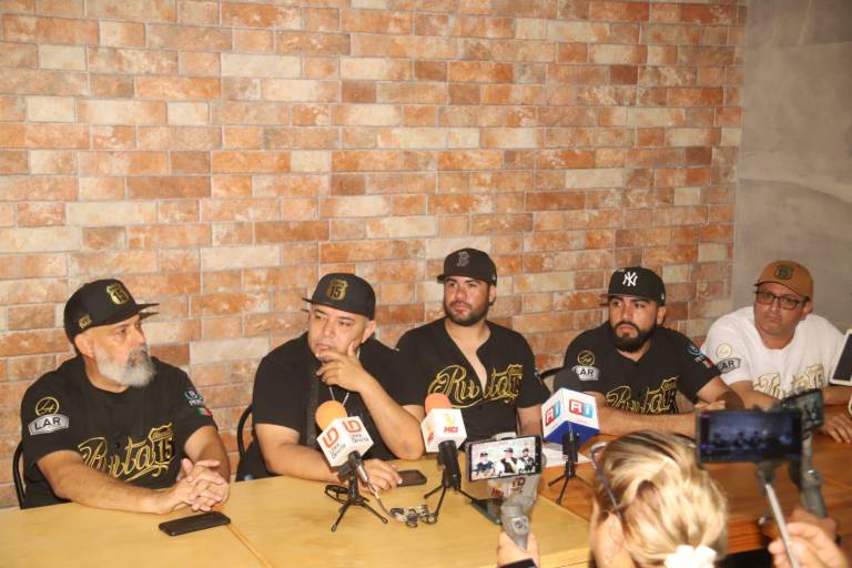 Invita Club Ruta 15 a celebrar su quinto aniversario con exhibición de vehículos