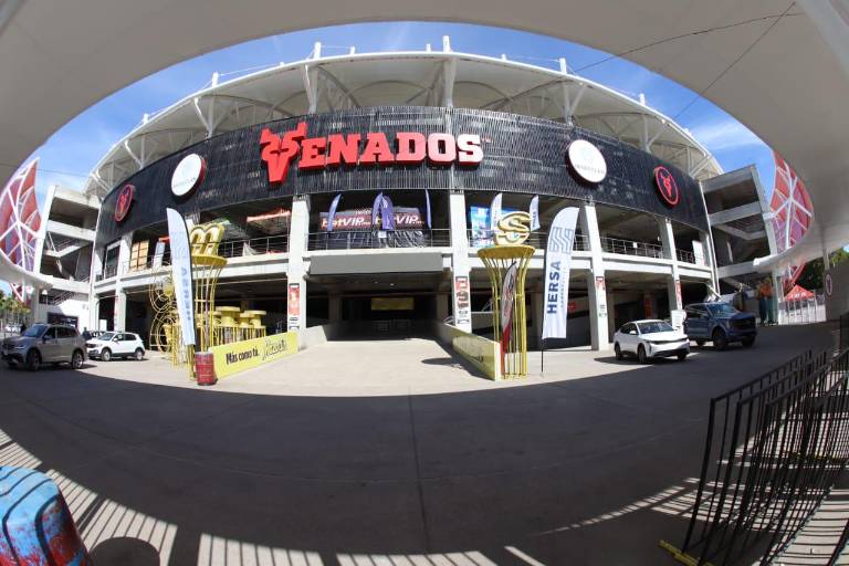 Aficionados se apresuran por un boleto de Venados vs. Tomateros