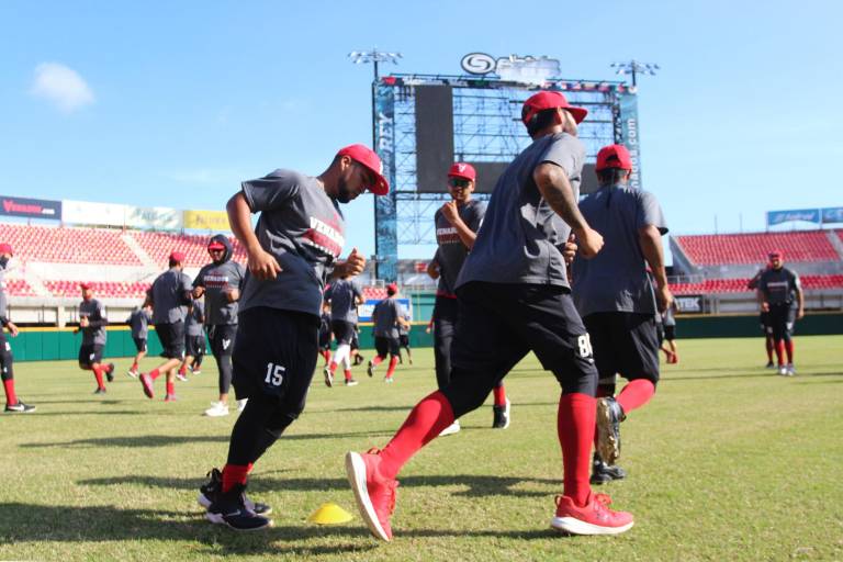 Venados de Mazatlán alista arribo de su material de importados