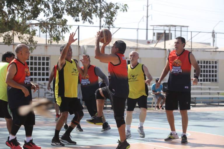 Educación Física sigue con buen paso en Maxibaloncesto