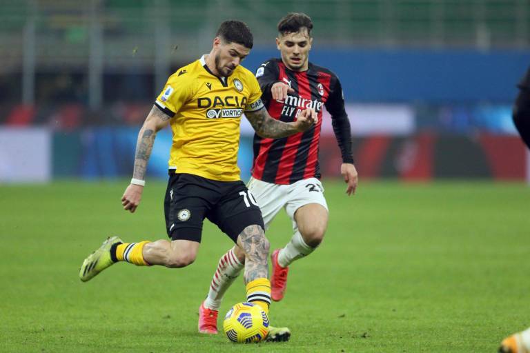 El Milán apenas consigue el empate ante el Udinese en San Siro