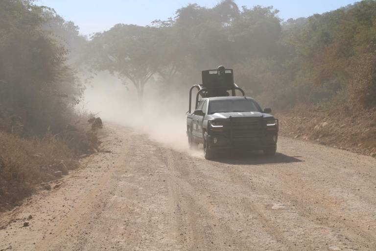 Supuesta balacera mueve a fuerzas de seguridad a la sierra de Rosario