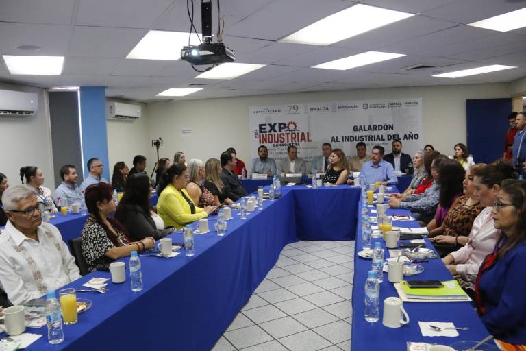 Realiza Canacintra Culiacán su tradicional desayuno industrial