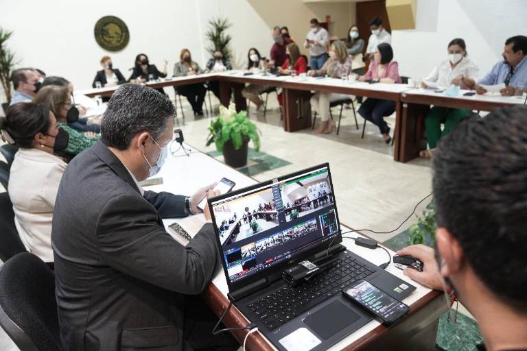 Congreso de Sinaloa aplaza hasta el lunes la dictaminación sobre el aborto