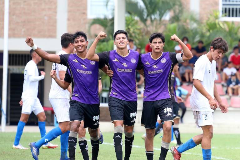 Mazatlán Sub 18 supera al Querétaro en la Unidad Deportiva Benito Juárez