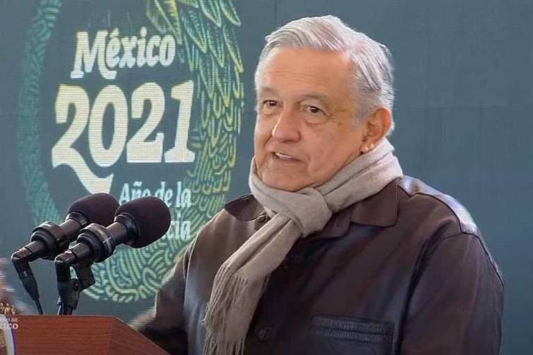 AMLO anuncia que dosis de refuerzo contra Covid será universal