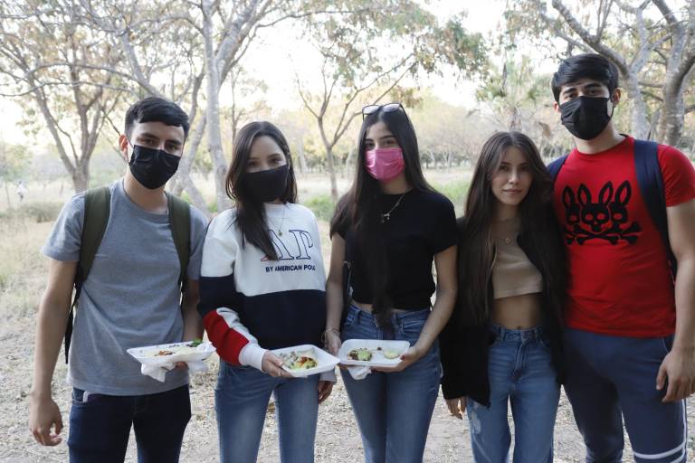 En Culiacán celebran el Día del Taco
