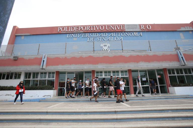 Este viernes se vacunará con tercera dosis a adultos mayores en Mazatlán