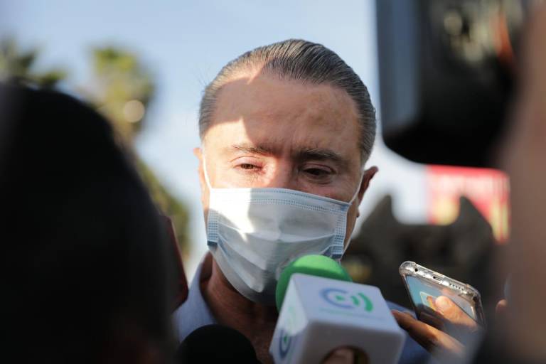 Pidió Quirino Ordaz a AMLO que se agilice vacunación en Sinaloa