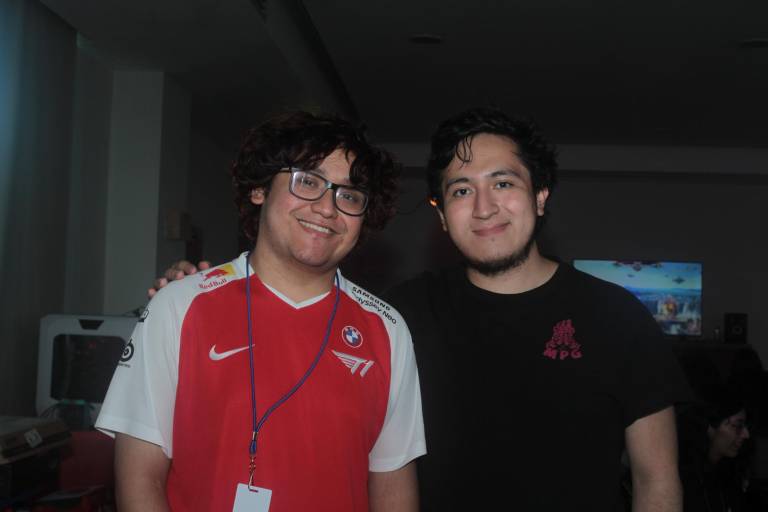 Se divierten en el Torneo de Super Smash Bros Ultimate Delfino Maza Reta 2022