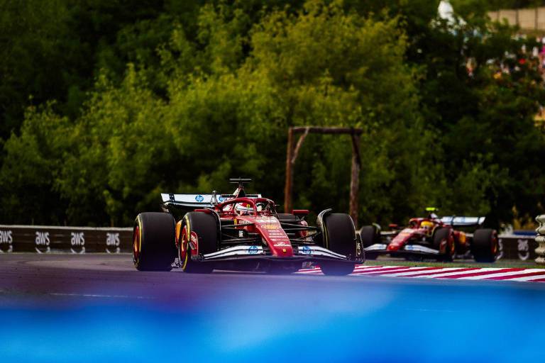 Charles Leclerc rompe la hegemonía de McLaren y devuelve la pole a Ferrari en el GP de Hungría