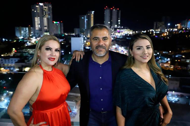 Integrantes de AMPI protagonizan reunión decembrina