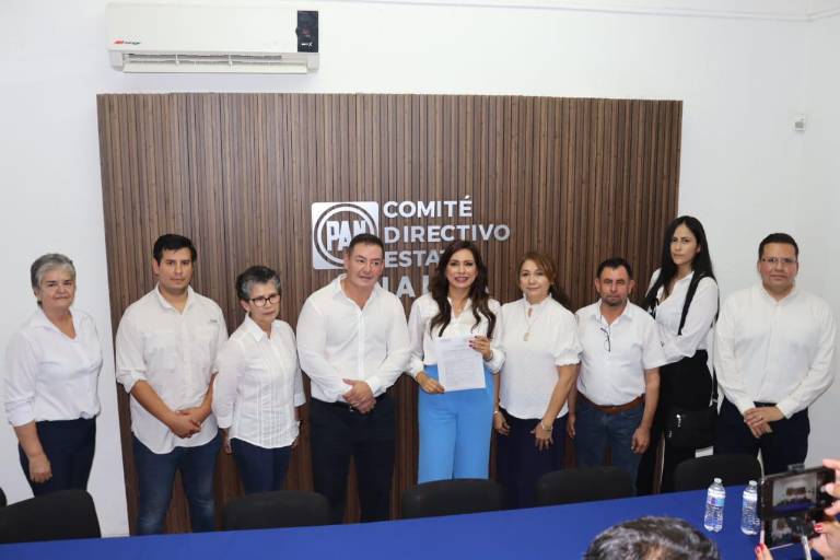 Se registra Wendy Barajas como primera candidata a la dirigencia del PAN Sinaloa