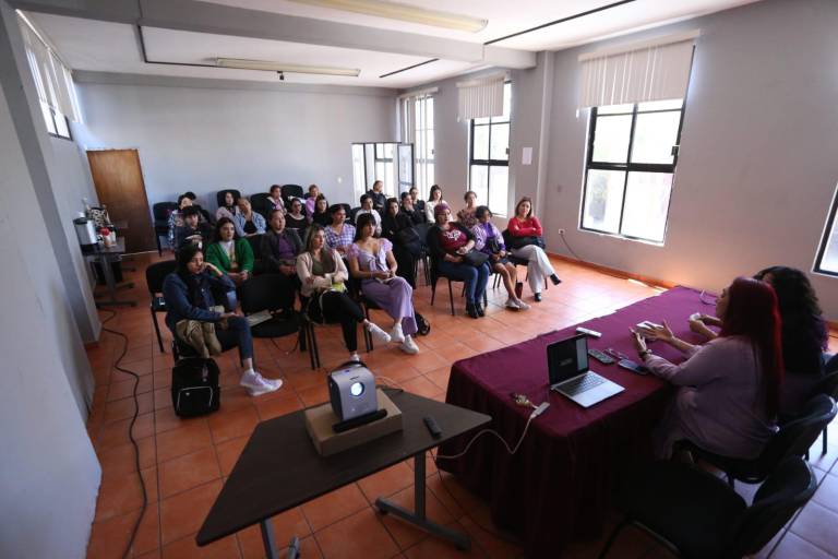 Sensibiliza a mujeres el Taller ‘De Víctima a Sobreviviente’