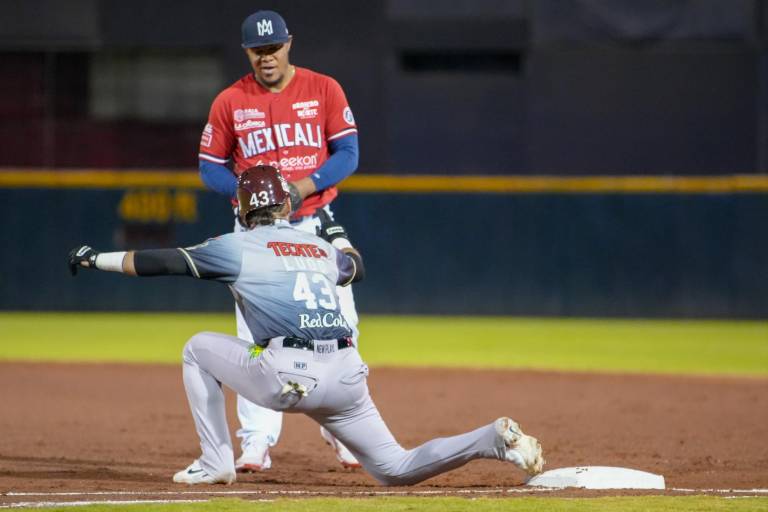 Tomateros de Culiacán pierde en el nido y se empata la serie