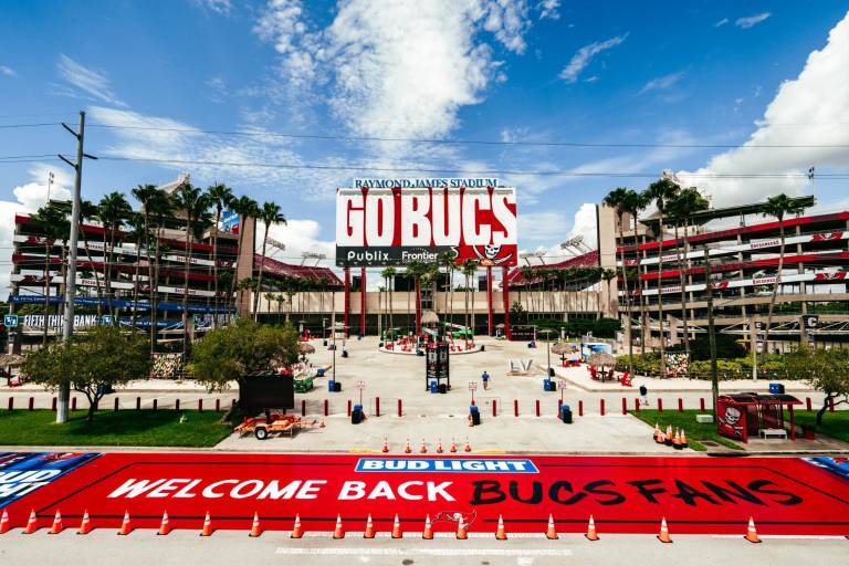 Tampa Bay Buccaneers arranca este jueves la defensa de su título