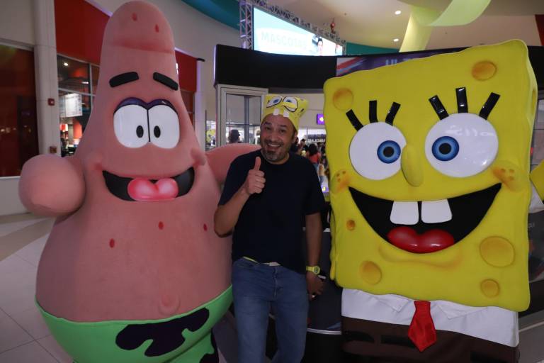Visita Mazatlán Kai Martínez, la voz oficial de la primera temporada de ‘Bob Esponja’