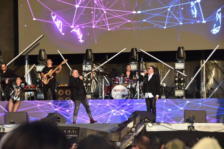 Disfrutan de un paseo por las nubes, música y mucha diversión en Narnia