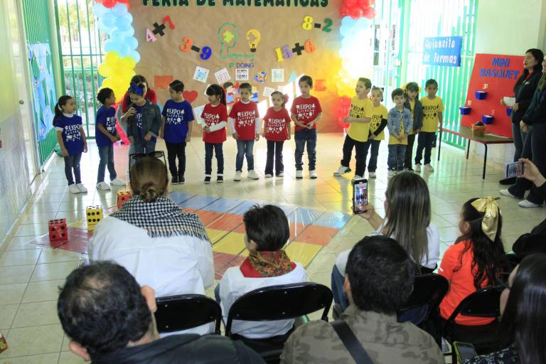 Participan papás, alumnos y maestros en la ExpoSenda