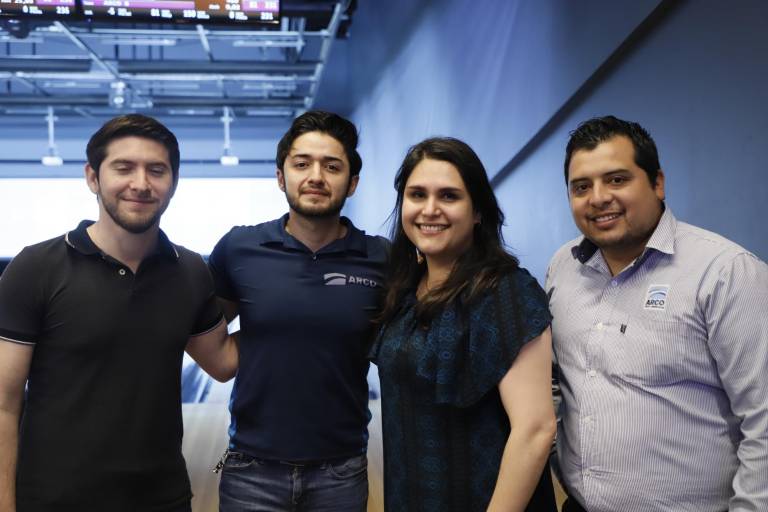 Participan en Torneo de Boliche con Causa