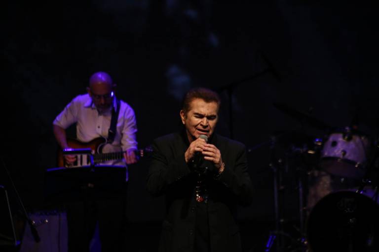 Aplauden a Jesús Monárrez en su concierto ‘Sinaloa para el mundo’