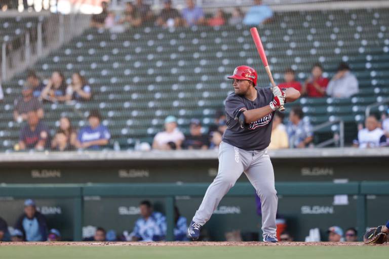 Carlos Muñoz regresa a Venados a aportar su bateo zurdo