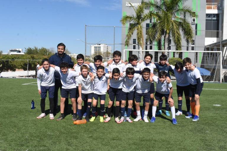 Gana Instituto Senda torneo de futbol escolar