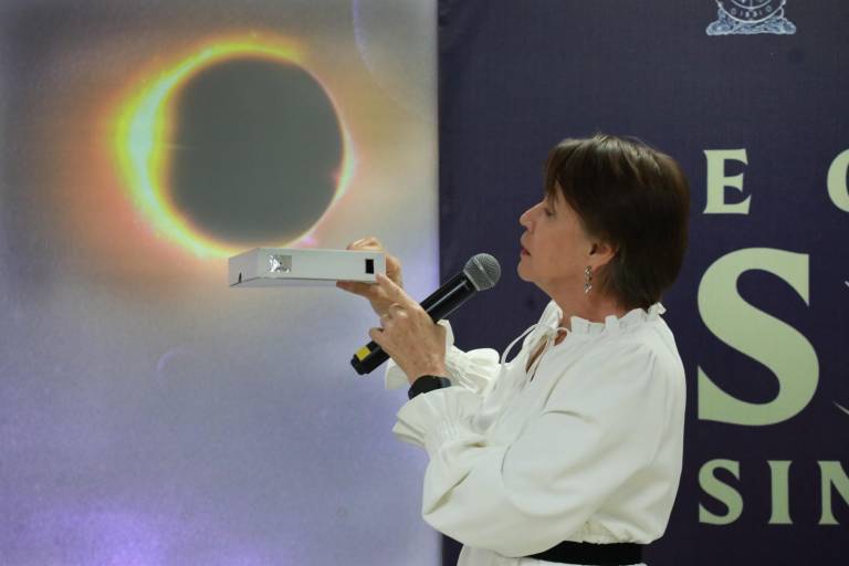 SEPyC y CONFÍE capacitarán a docentes en relación al eclipse solar