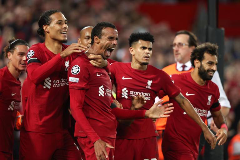 Liverpool consiguió un triunfo agónico ante Ajax en Anfield