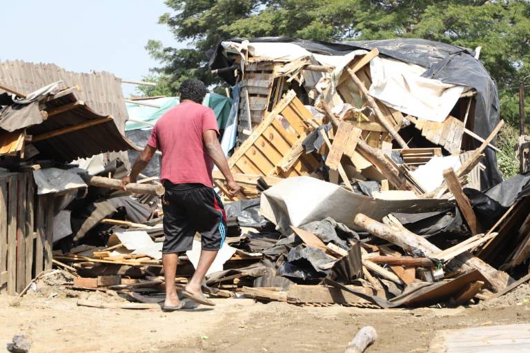 Viven en la incertidumbre familias desalojadas de la Invasión Ampliación San Jorge en Mazatlán