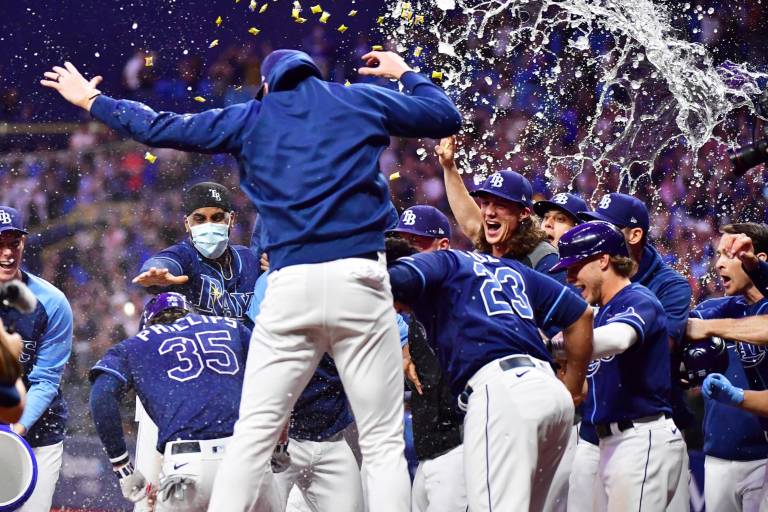 Rays, a postemporada por tercer año seguido tras triunfo sobre Azulejos