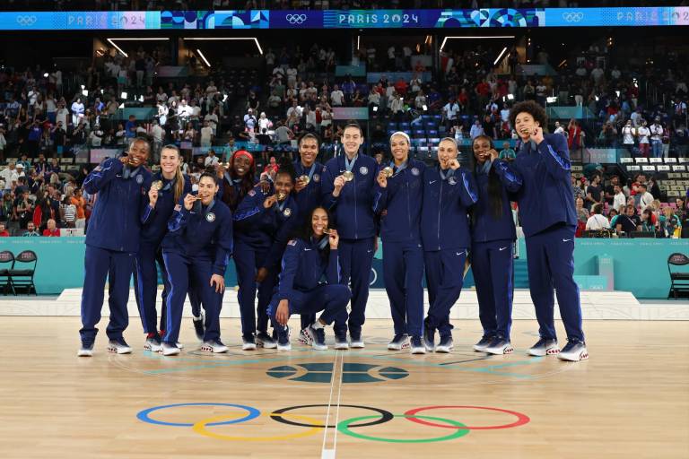 Estados Unidos hila su octavo título olímpico en baloncesto femenil