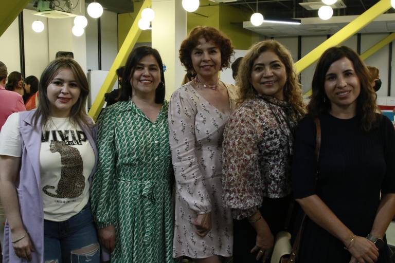 Damas de AMMJE Culiacán tienen diálogo con Javier Gaxiola Coppel