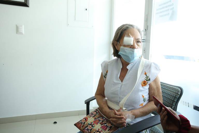 ‘Volver a ver es volver a vivir’, dicen adultos mayores sobre cirugías de cataratas