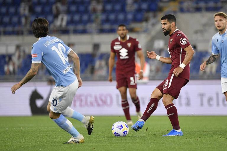 Torino empata con la Lazio y evita el descenso en Italia