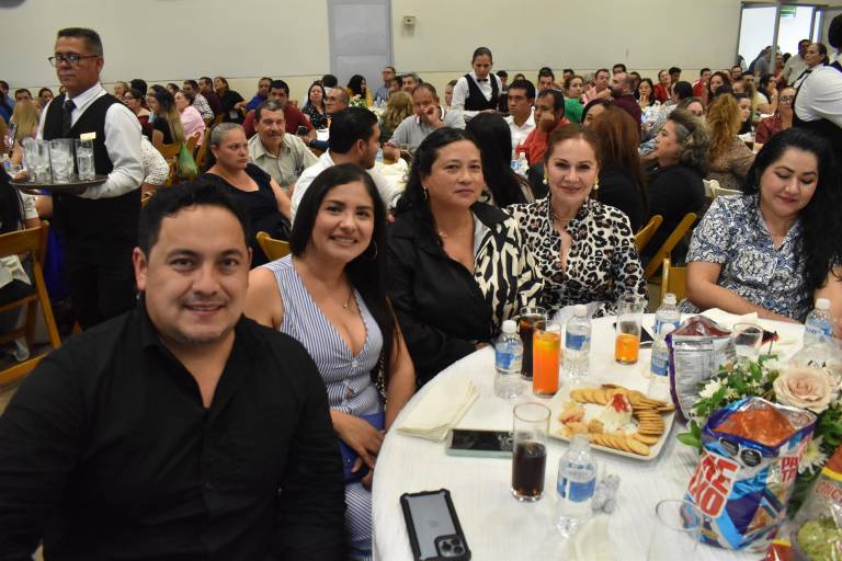 Celebran el Día del Servidor público