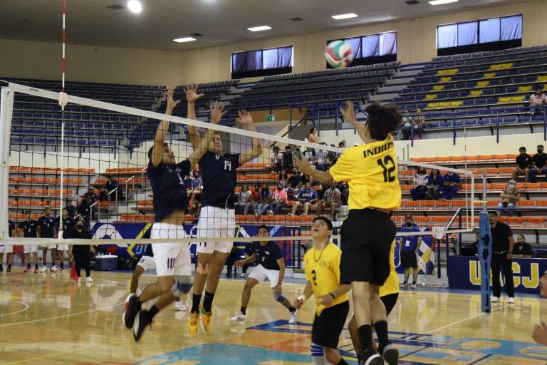 Águilas UAS arranca con triunfos en el voleibol de sala de la Universiada Nacional