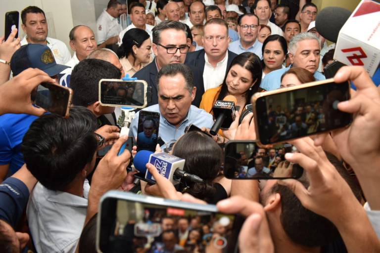 Aseguran defensores falta de pruebas para imputar a Rector y abogado general