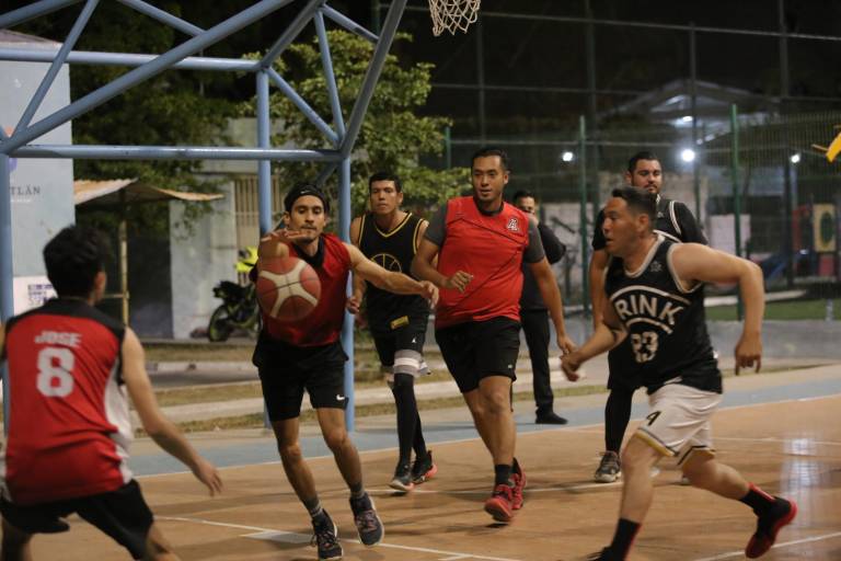 Osvel regresa al sendero de las victorias en Casa Hogar