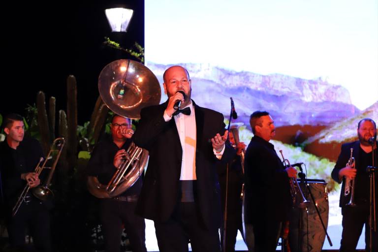 Música, danza y gastronomía con sabor a Sinaloa