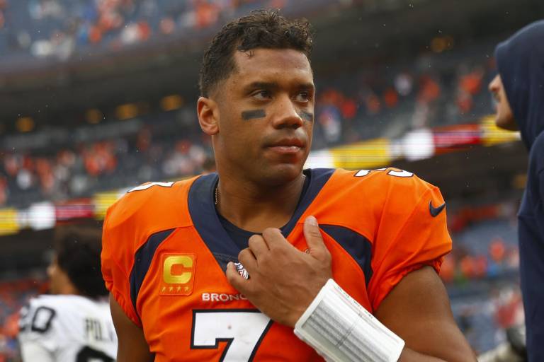 Denver Broncos despiden a Russell Wilson de cara a la temporada 2024