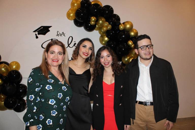 Belén Rivera se gradúa en arquitectura