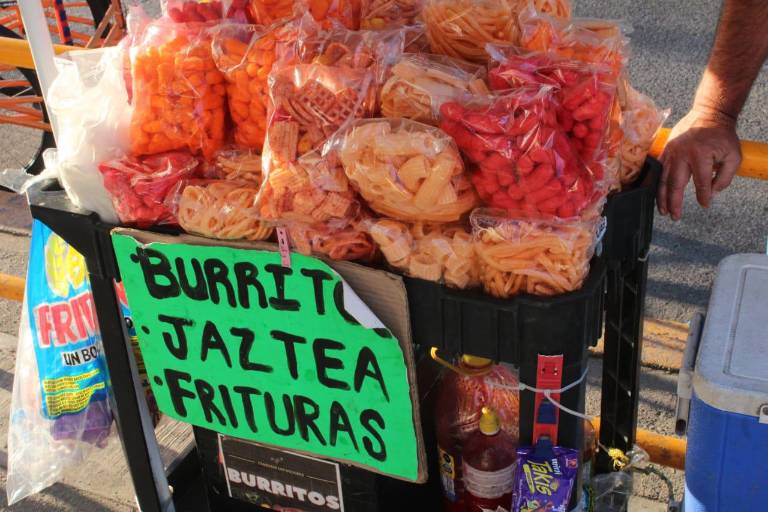 ‘La Comadre’ manda a gente a que me saquen, denuncia vendedor ambulante del Jardín Botánico
