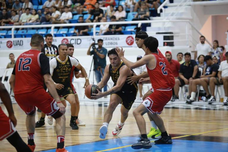Piratas Basketball gana a Tebacas y mantiene el invicto en casa